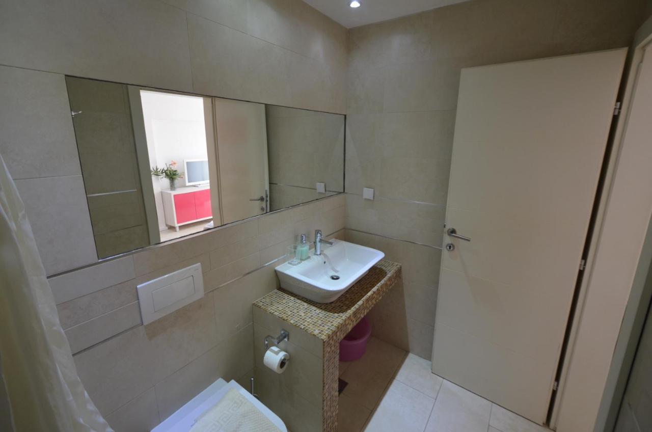 Apartments Karmen Maria Novigrad Istria エクステリア 写真