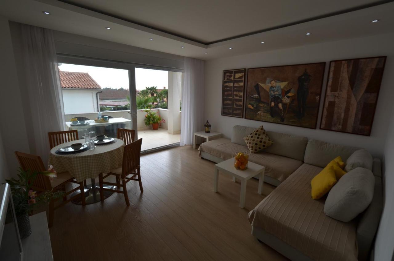 Apartments Karmen Maria Novigrad Istria エクステリア 写真