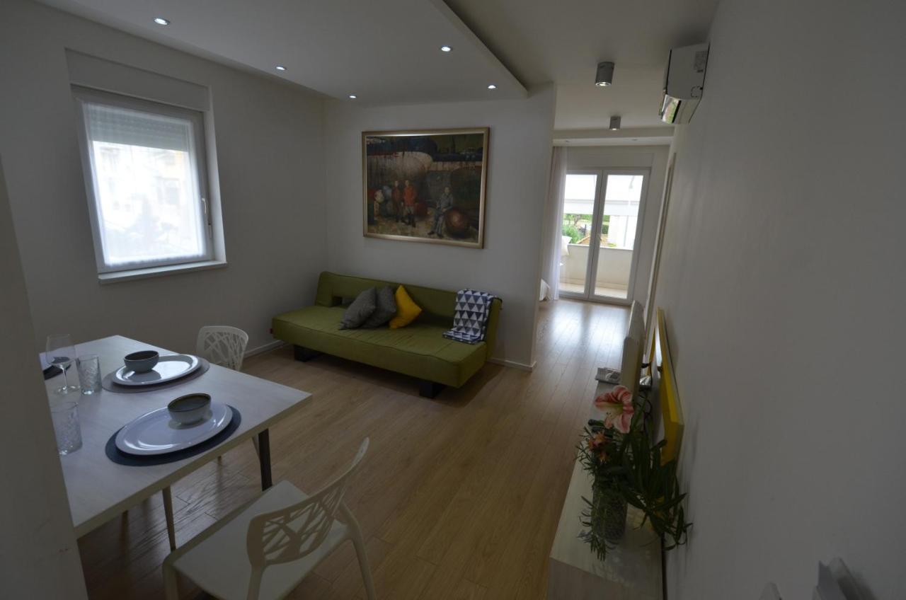 Apartments Karmen Maria Novigrad Istria エクステリア 写真